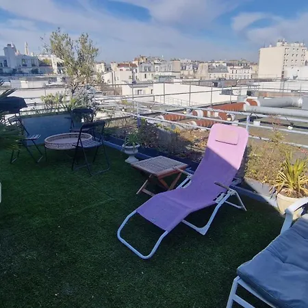 Romantic With A View Of The Sacré-cœur *